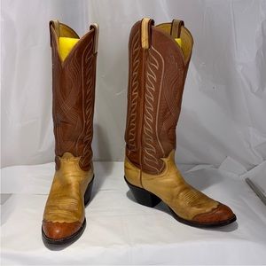 Women’s  Tony Lama Light Tank Brown Cowboy Boots Size 7.5B